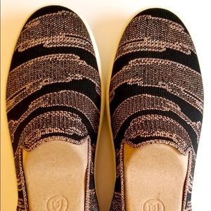 Rothys Golden Shimmer Sneakers